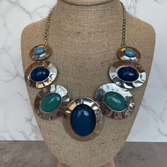 Bold Statement Necklace Shades of Blue Cabochons - Picture 2 of 4